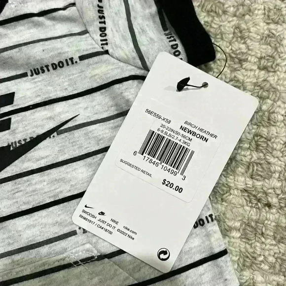 Nike Baby Infant Shortfall Set of 2 (Heather Grey Newborn) - Picture 4 of 9